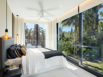 Villa Splash – Modern villa till salu i Parcelas del Golf, Nueva Andalucía