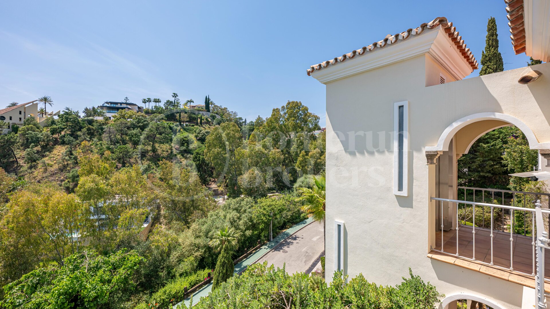 Casa Greco – Andalusisk villa till salu i El Herrojo Alto