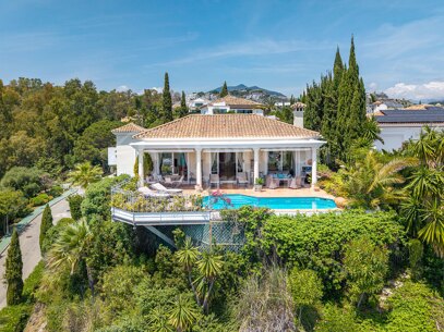 Casa Greco – Andalusisk villa till salu i El Herrojo Alto