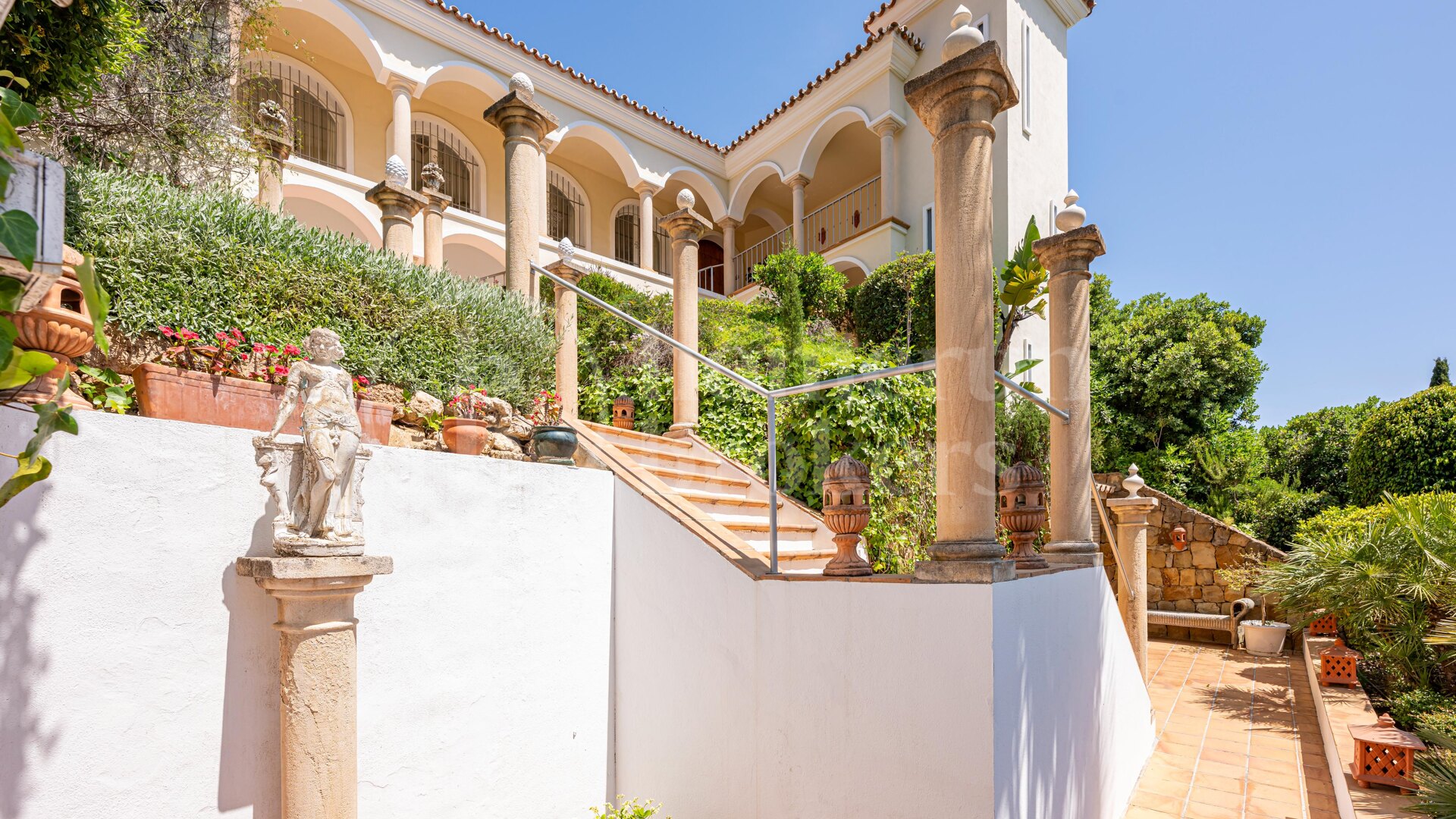 Casa Greco – Andalusisk villa till salu i El Herrojo Alto
