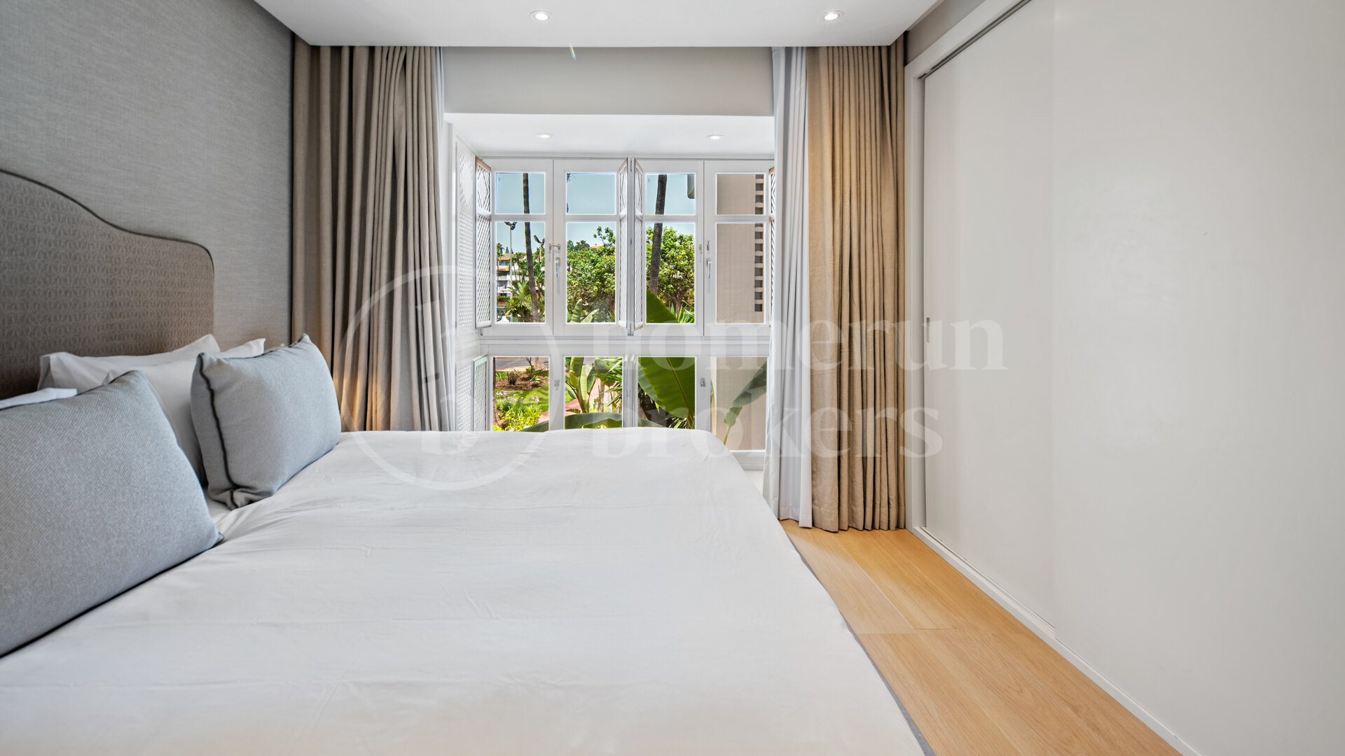 Drago 2-2 – Luxury Apartment for Sale in Puente Romano Resort