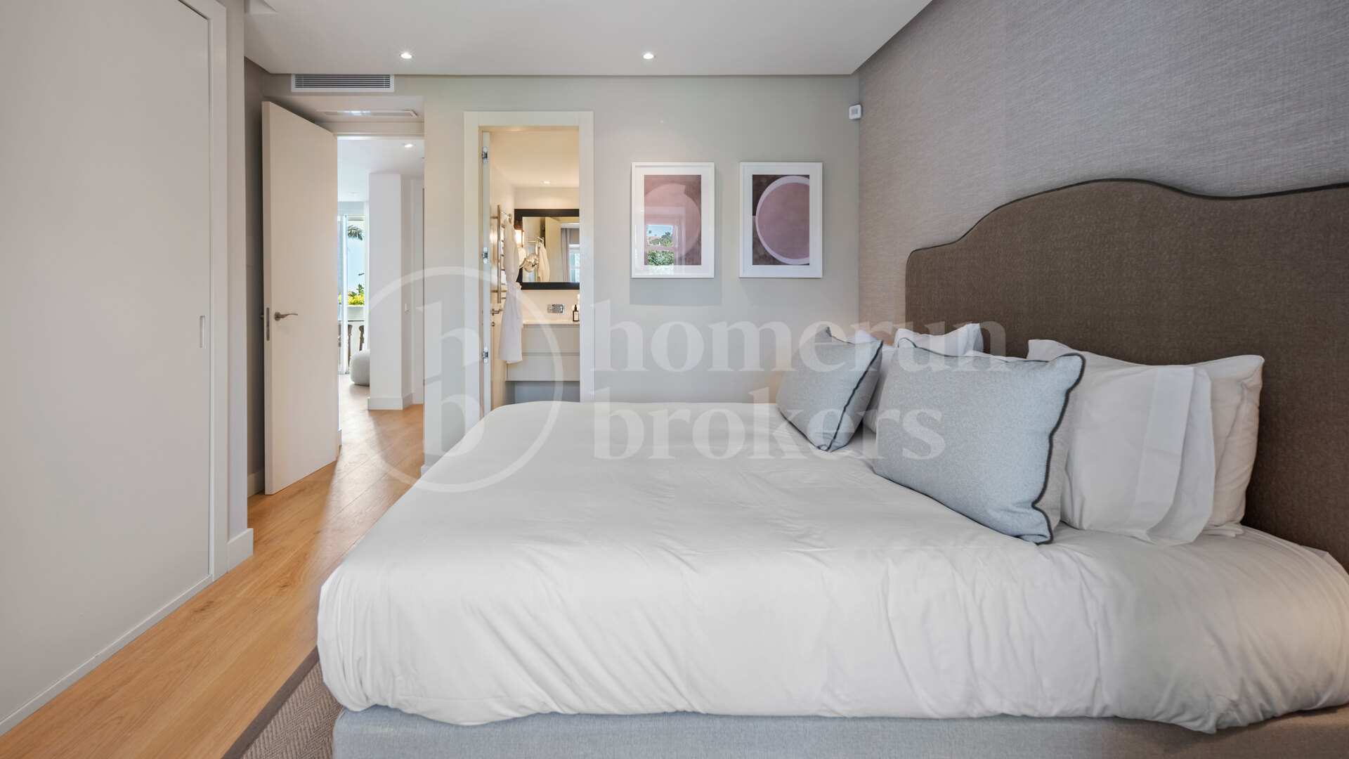 Drago 2-2 – Luxury Apartment for Sale in Puente Romano Resort
