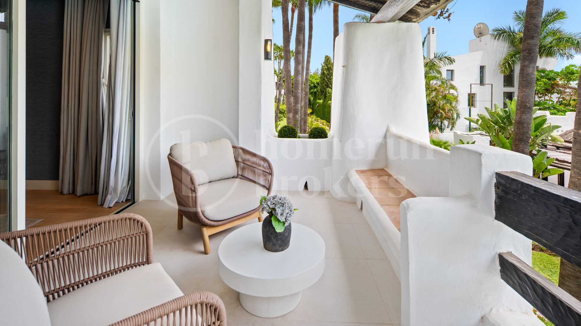 Drago 2-2 – Luxury Apartment for Sale in Puente Romano Resort