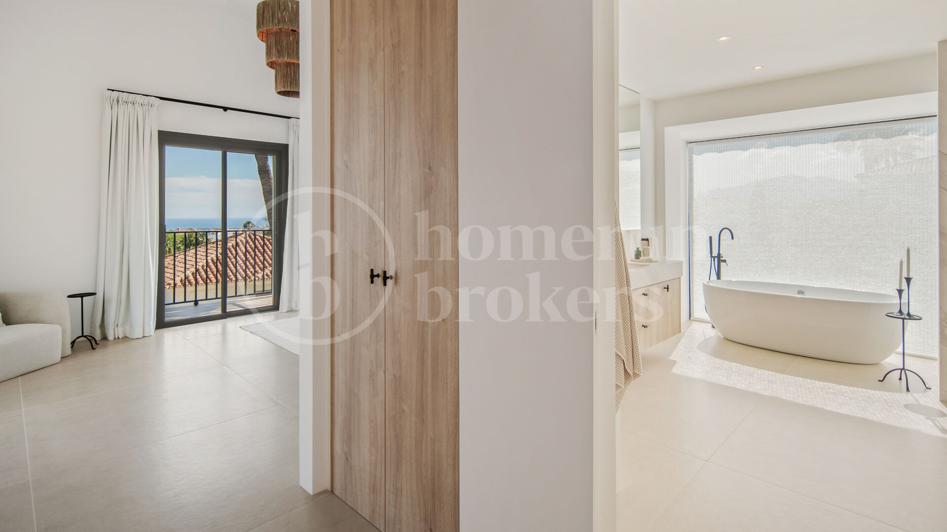 Villa Vida - Contemporary Villa in Puerto del Almendro, Benahavís
