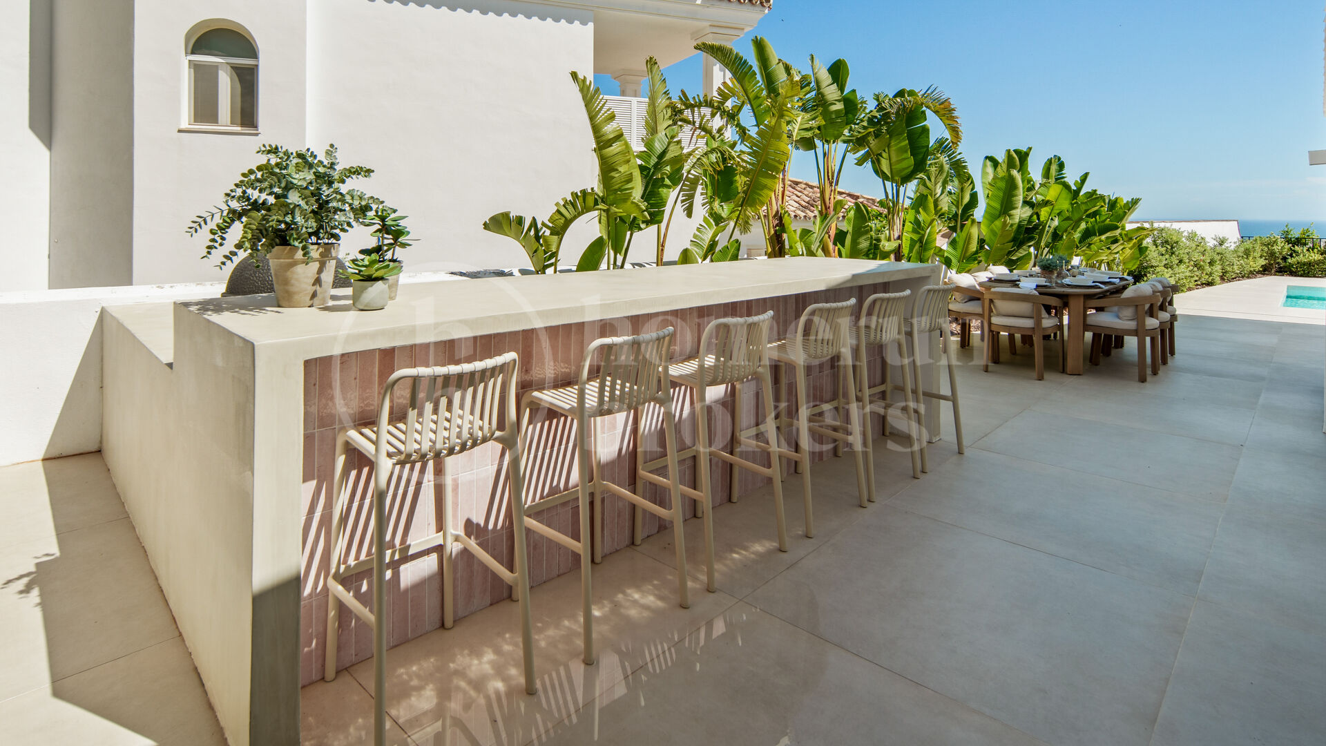 Villa Vida - Contemporary Villa in Puerto del Almendro, Benahavís