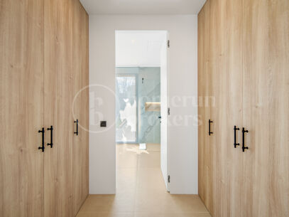 Villa Vida - Contemporary Villa in Puerto del Almendro, Benahavís