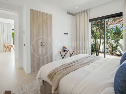 Villa Vida - Contemporary Villa in Puerto del Almendro, Benahavís