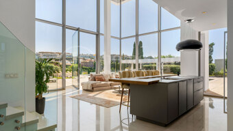 Villa Los Flamingos - Luxury Frontline Golf Villa in the Gated Community of Los Flamingos