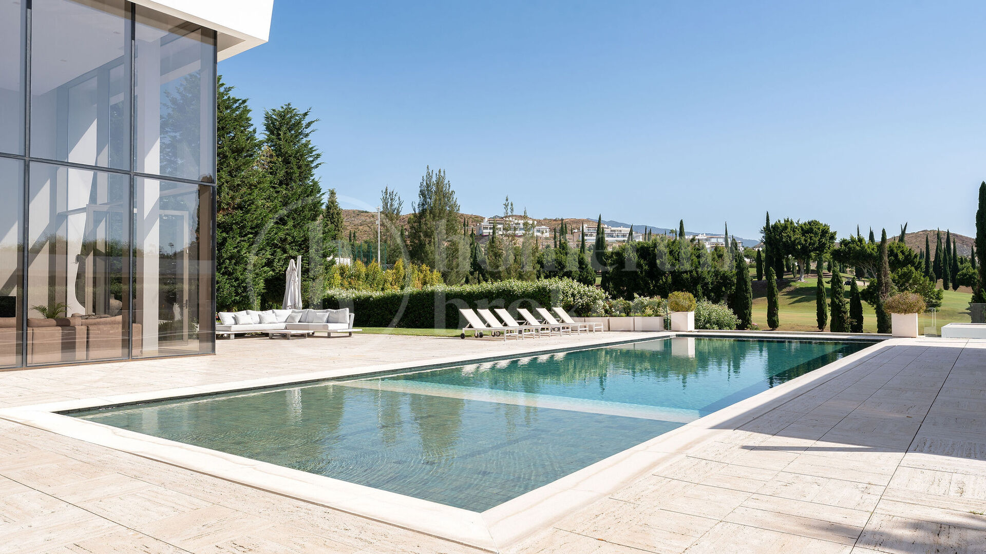 Villa Los Flamingos - Lyxig golfvilla i första linjen i det gated community Los Flamingos