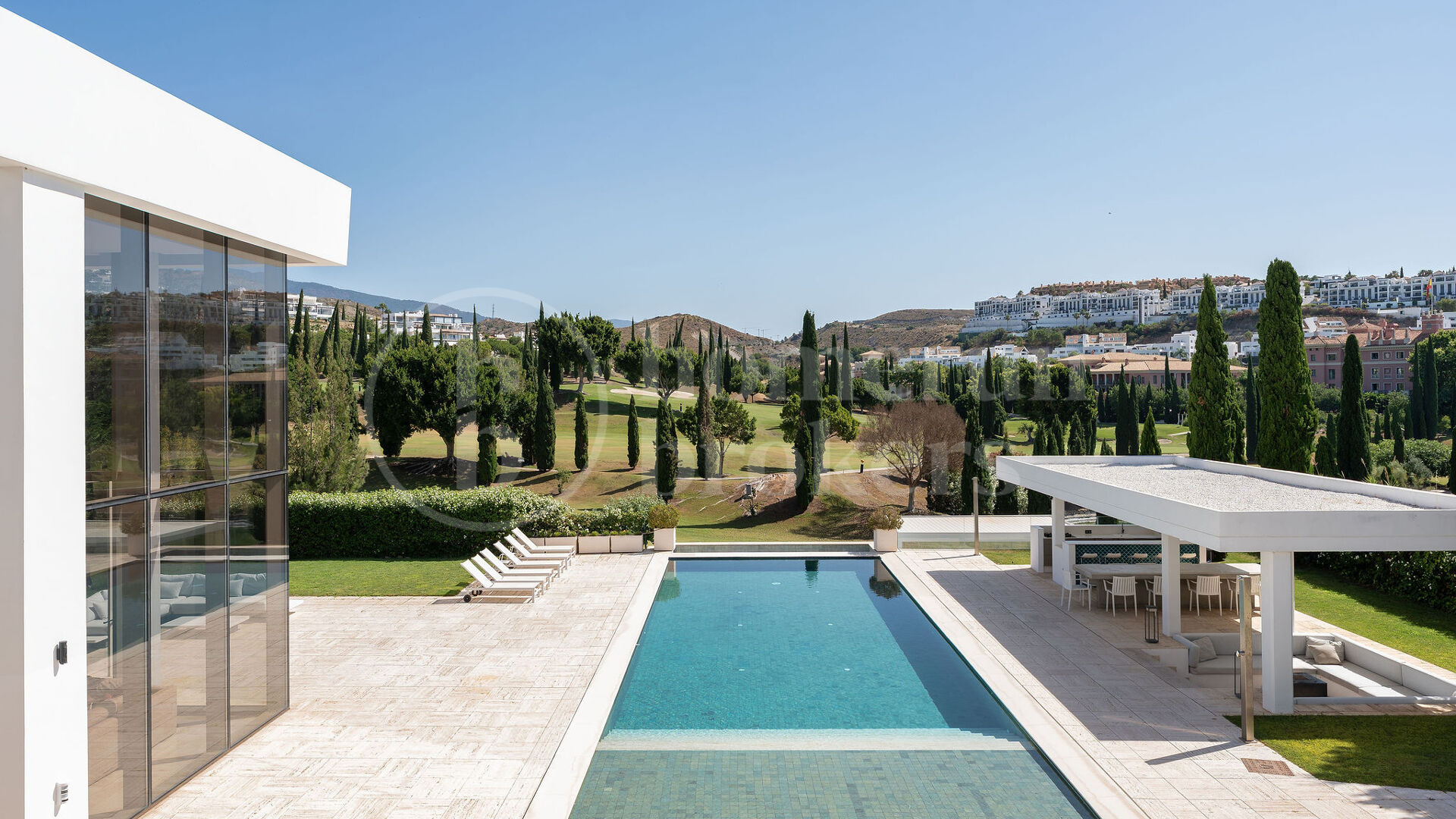 Villa Los Flamingos - Lyxig golfvilla i första linjen i det gated community Los Flamingos
