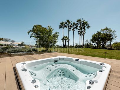 Villa Futura - Luxury 8-Bedroom Villa in Reserva de Alcuzcuz