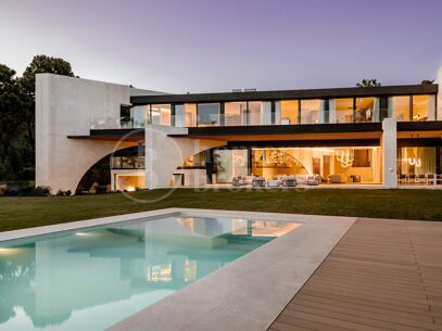 Villa Futura - Luxury 8-Bedroom Villa in Reserva de Alcuzcuz