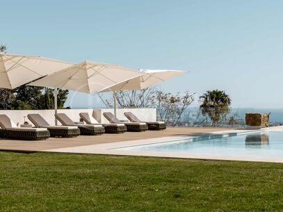 Villa Futura - Luxury 8-Bedroom Villa in Reserva de Alcuzcuz