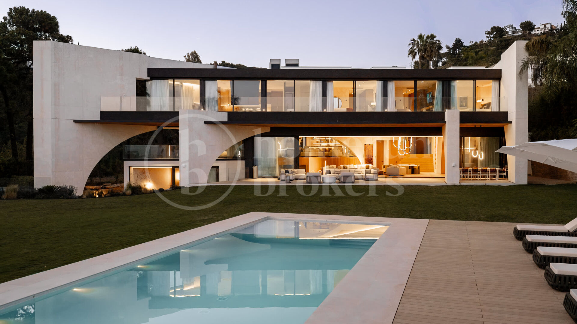 Villa Futura - Luxury 8-Bedroom Villa in Reserva de Alcuzcuz