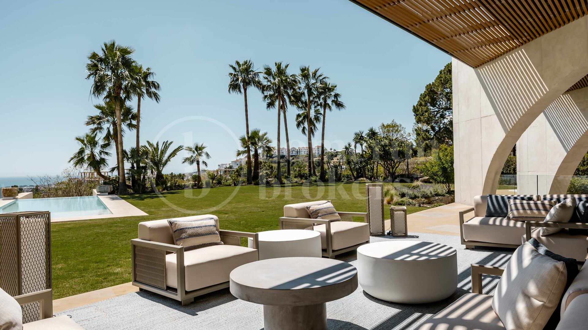 Villa Futura - Luxury 8-Bedroom Villa in Reserva de Alcuzcuz