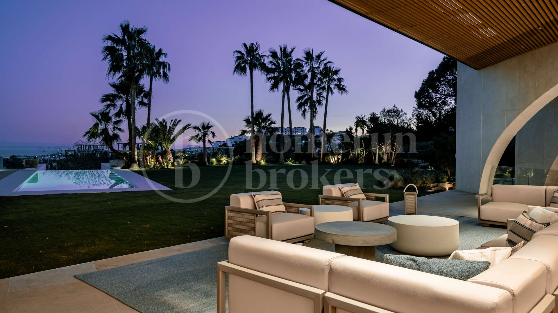 Villa Futura - Luxury 8-Bedroom Villa in Reserva de Alcuzcuz