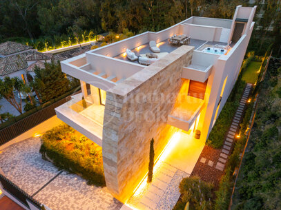 Villa Nara - Impressive Elegant New Home