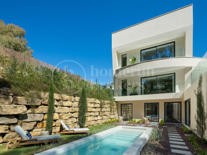 Villa Nara - Impressive Elegant New Home