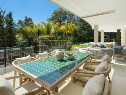 Villa Nara - Impressive Elegant New Home