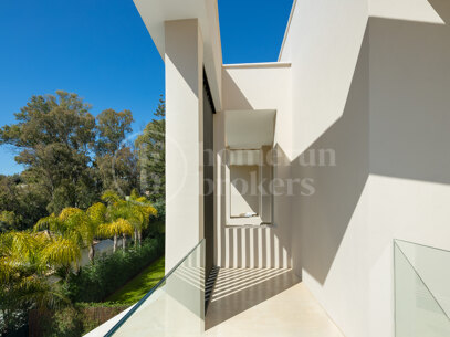 Villa Nara - Impressive Elegant New Home