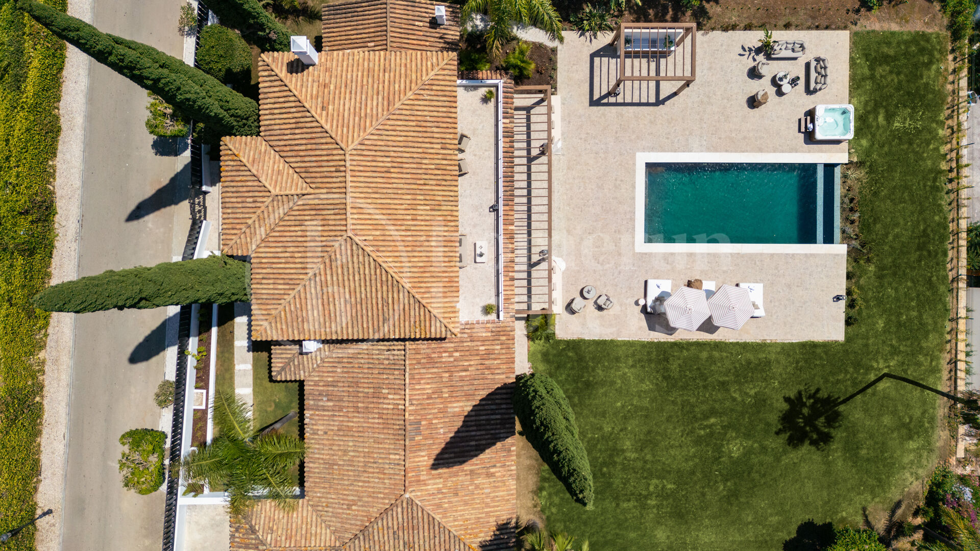 Villa Azahar - Elegant Family Villa with expansive plot