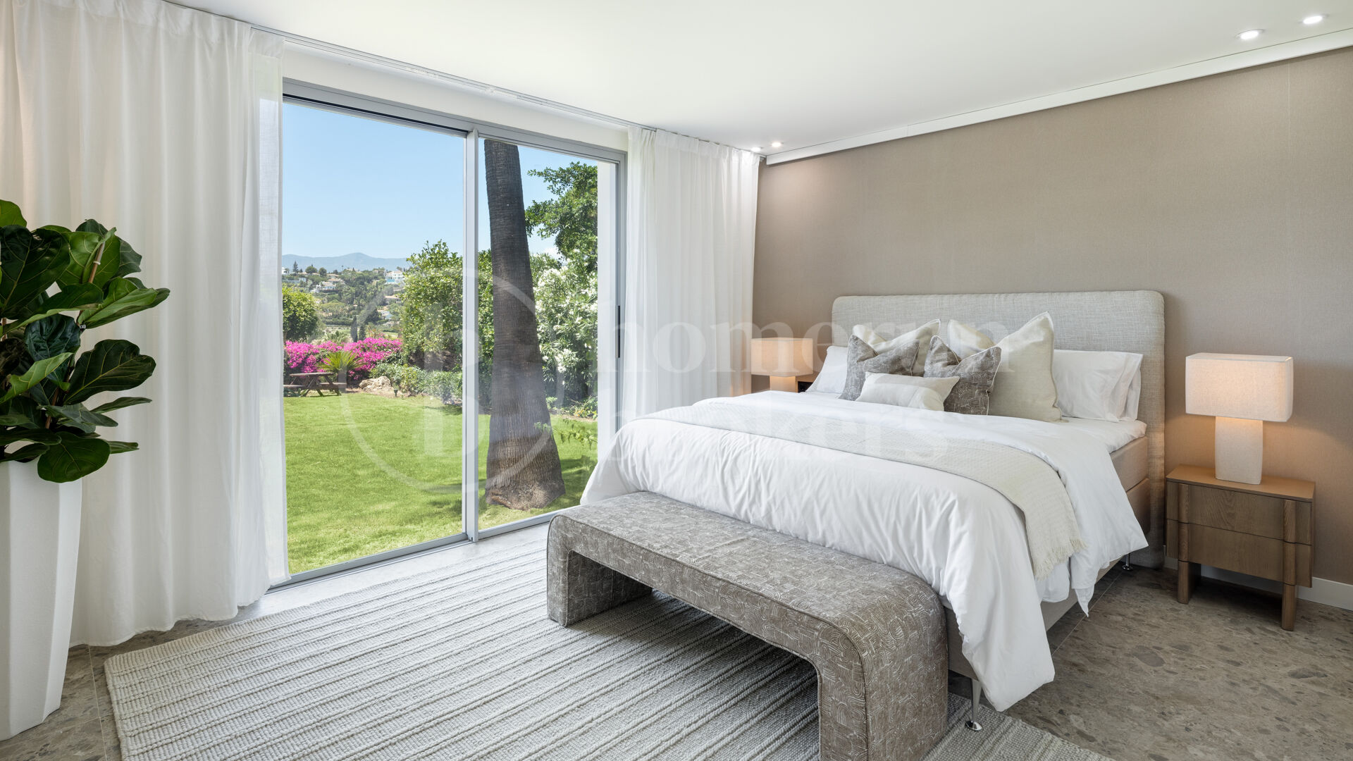 Villa Azahar - Elegant Family Villa with expansive plot