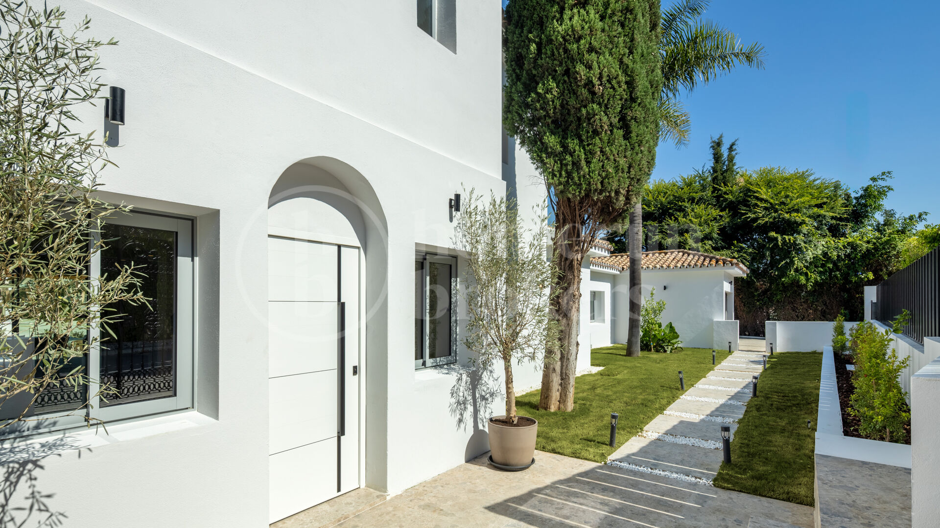 Villa Azahar - Elegant Family Villa with expansive plot