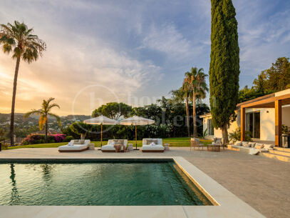 Villa Azahar - Elegant Family Villa with expansive plot