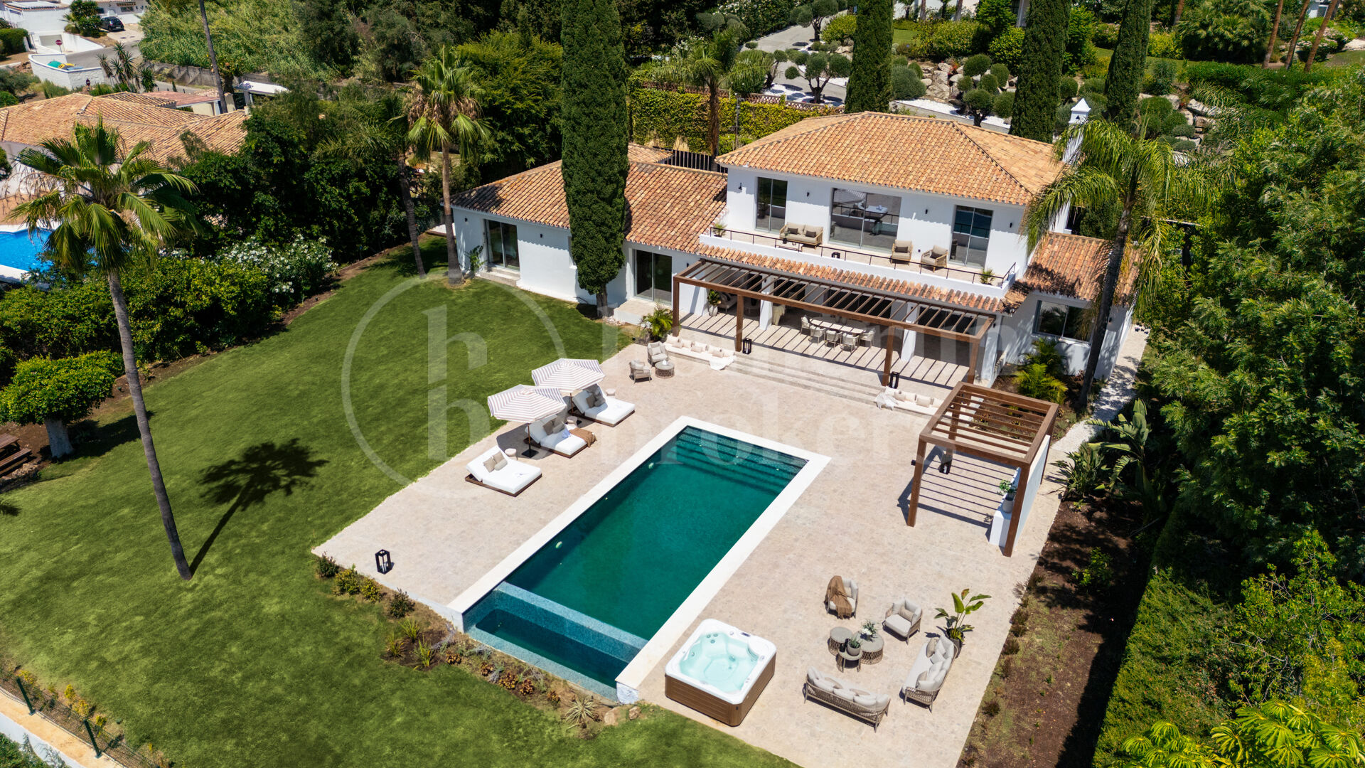 Villa Azahar - Elegant Family Villa with expansive plot