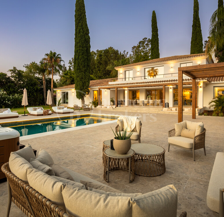 Villa Azahar - Elegant Family Villa with expansive plot