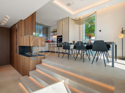 Villa Riva - Contemporary in Nueva Andalucía, Marbella
