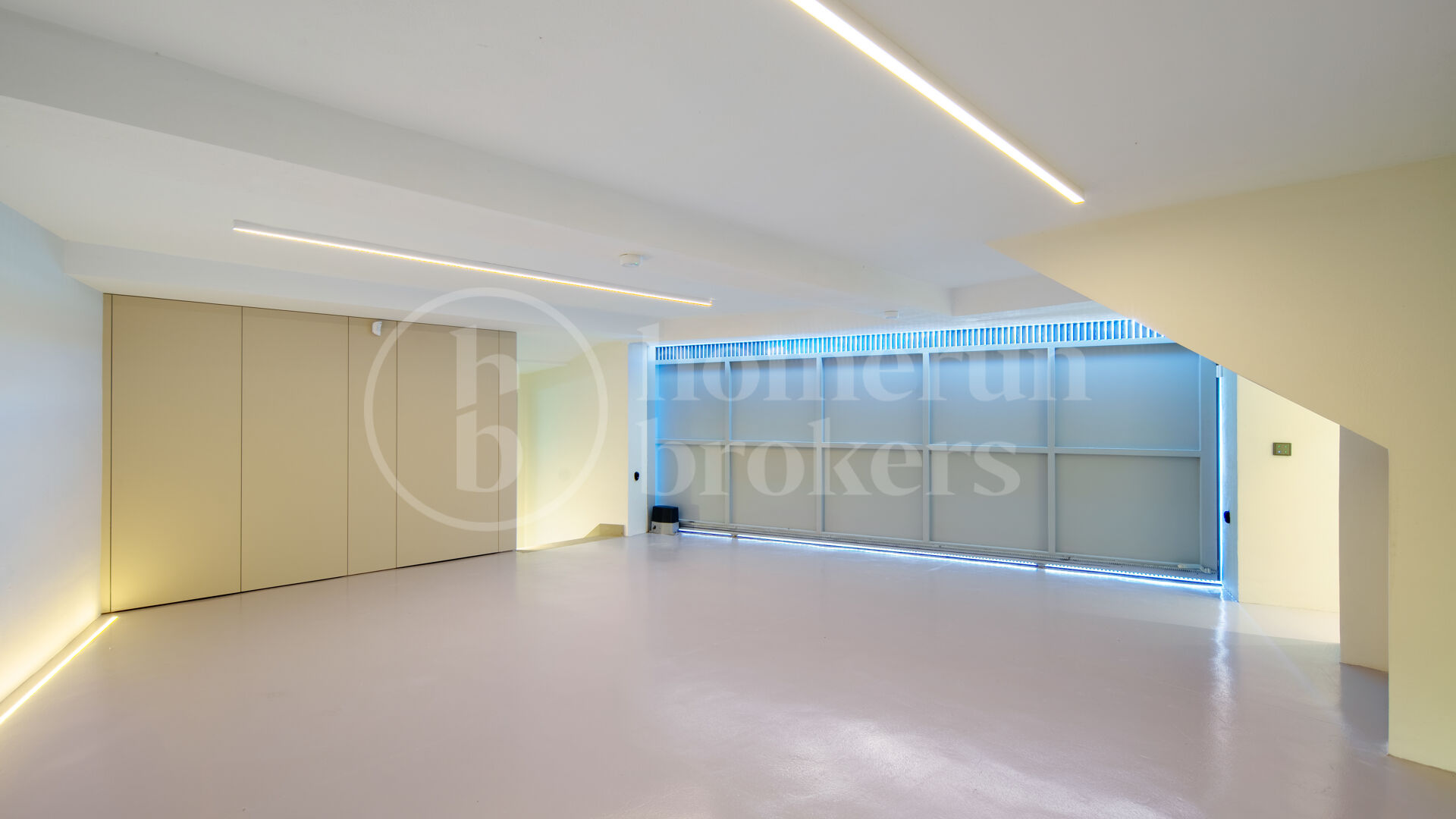 Villa Riva - Contemporary in Nueva Andalucía, Marbella