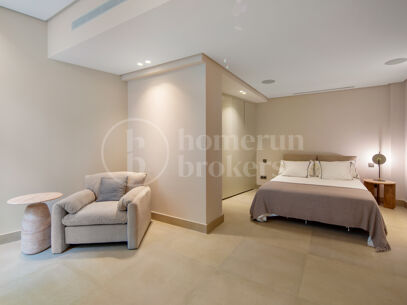 Villa Riva - Contemporary in Nueva Andalucía, Marbella