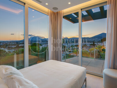 Villa Riva - Contemporary in Nueva Andalucía, Marbella