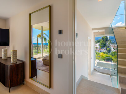 Villa Riva - Contemporary in Nueva Andalucía, Marbella