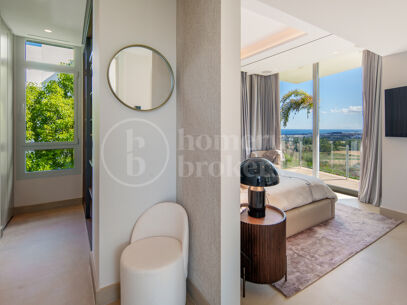 Villa Riva - Contemporary in Nueva Andalucía, Marbella