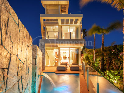 Villa Riva - Contemporary in Nueva Andalucía, Marbella