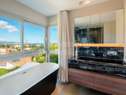 Villa Riva - Contemporary in Nueva Andalucía, Marbella