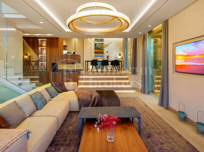 Villa Riva - Contemporary in Nueva Andalucía, Marbella