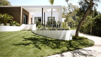 Villa Escorial One - Frontline Golf Villa in Valderrama, Sotogrande