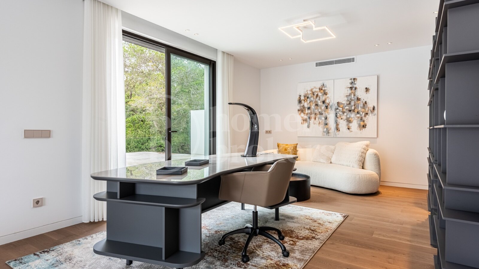 Villa Escorial One - Frontline Golf Villa in Valderrama, Sotogrande