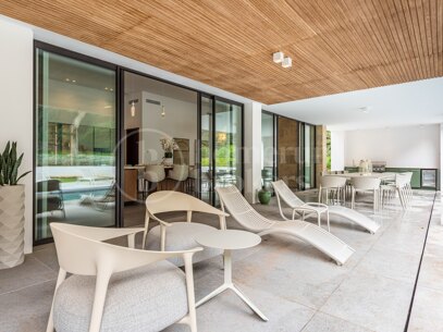 Villa Escorial One - Frontline Golf Villa in Valderrama, Sotogrande