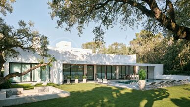 Villa Escorial One - Frontline Golf Villa in Valderrama, Sotogrande