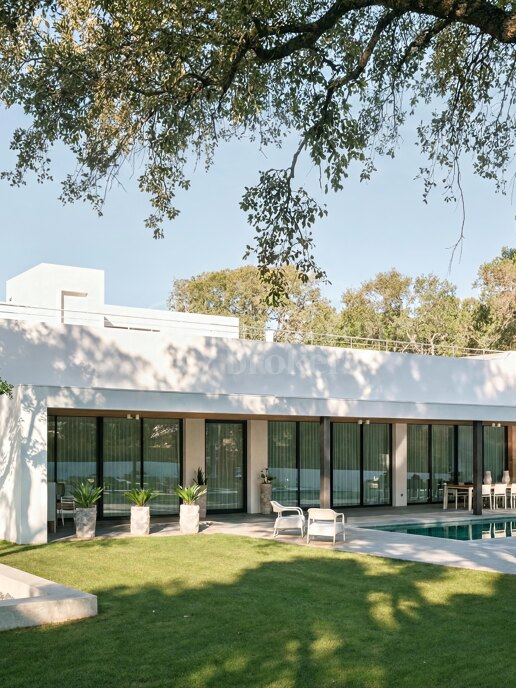 Villa Escorial One - Frontline Golf Villa in Valderrama, Sotogrande
