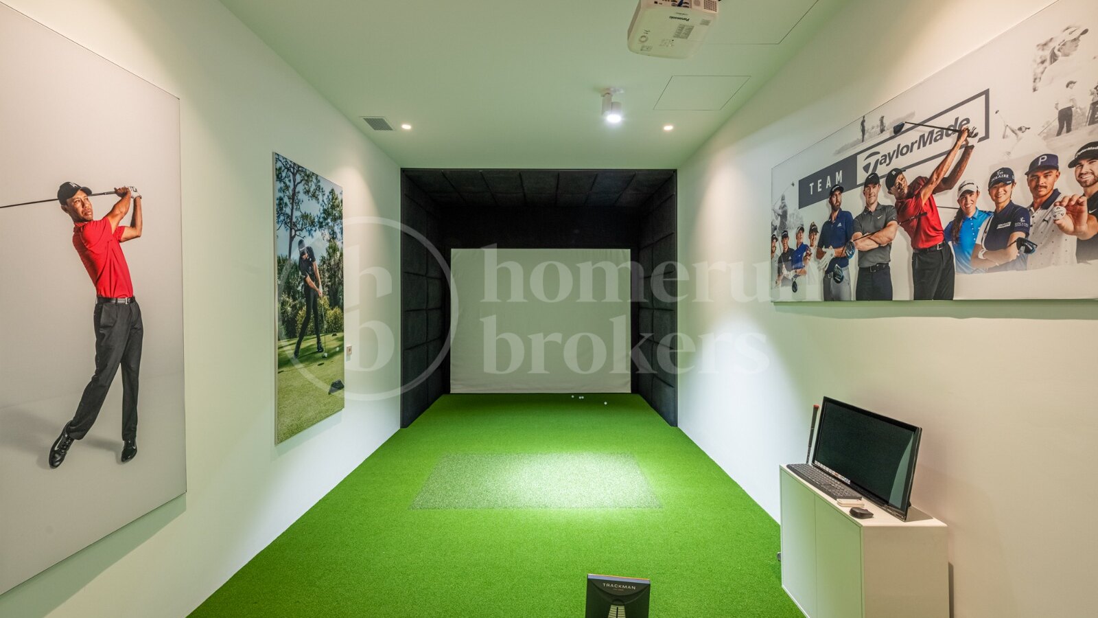 Villa Escorial One - Frontline Golf Villa in Valderrama, Sotogrande