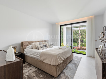 Villa Escorial One - Frontline Golf Villa in Valderrama, Sotogrande