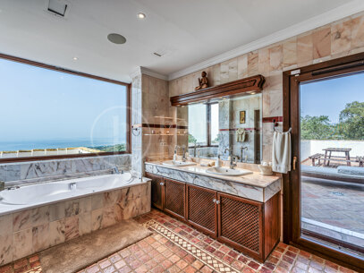 Finca La Mairena - Luxury Country Estate for Sale Near La Mairena