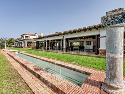 Finca La Mairena - Luxury Country Estate for Sale Near La Mairena