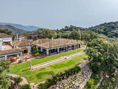 Finca La Mairena - Luxury Country Estate for Sale Near La Mairena