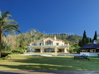 Casa Augusta - Elegant Villa in Marbella Golden Mile